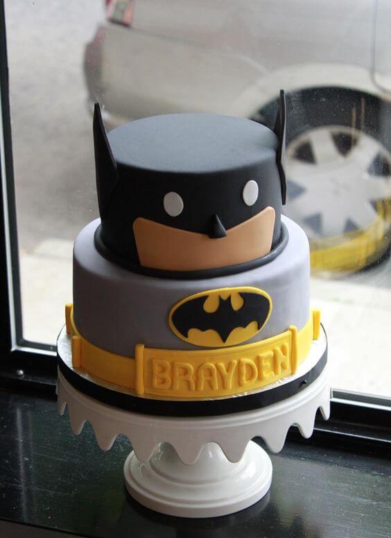 superhero cake - batman cake (1)