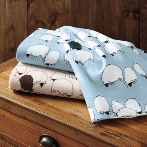 best flannel sheets - Cuddledown Grazing Sheep Flannel Bedding Ensemble